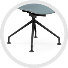 Unterer Bereich des ergonomischen Stuhls Aeris Linu, mit schwarzem Fußkreuz-Gestell und Gleitern.