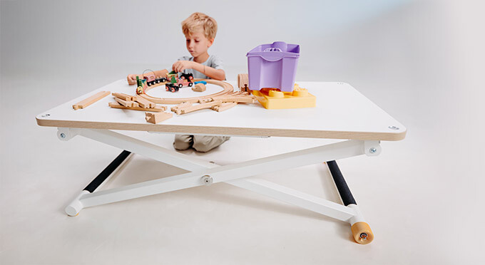 Der poptop Kinderschreibtisch - perfektes Match für den swoppster