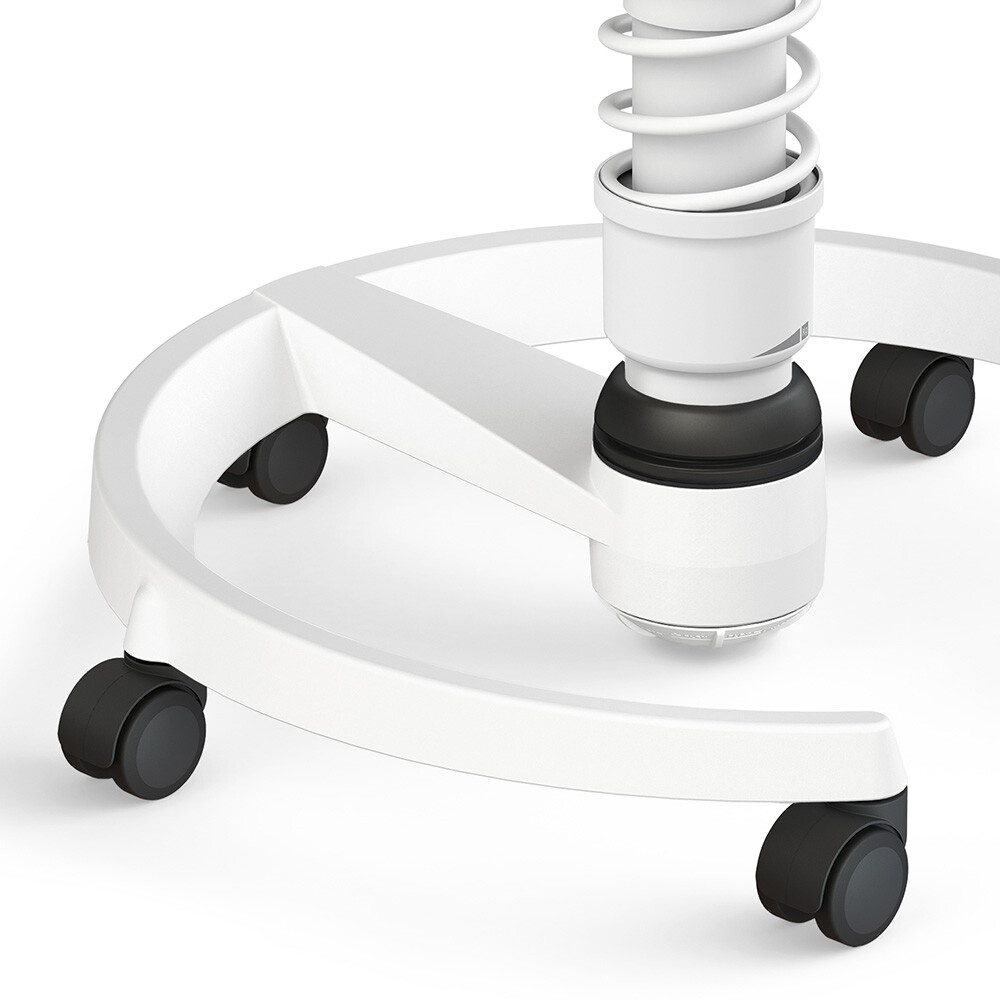 Detailaufnahme des Gestell vom Aeries Swopper - Fußring mit Rollen